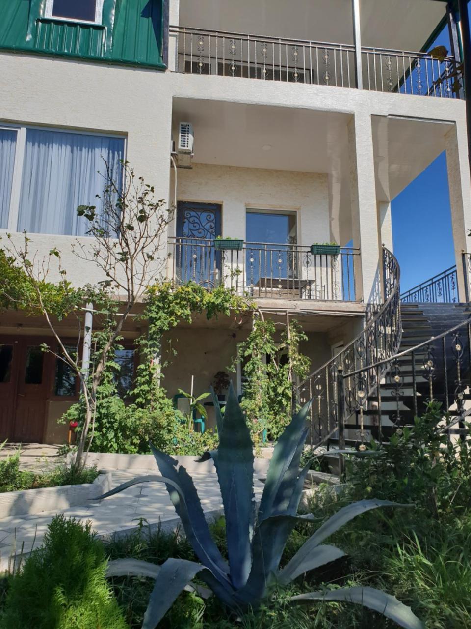 Hotel 9Th Sky Kutaisi Exterior photo