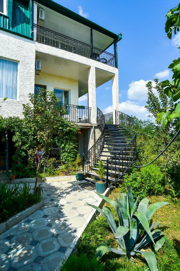 Hotel 9Th Sky Kutaisi Exterior photo